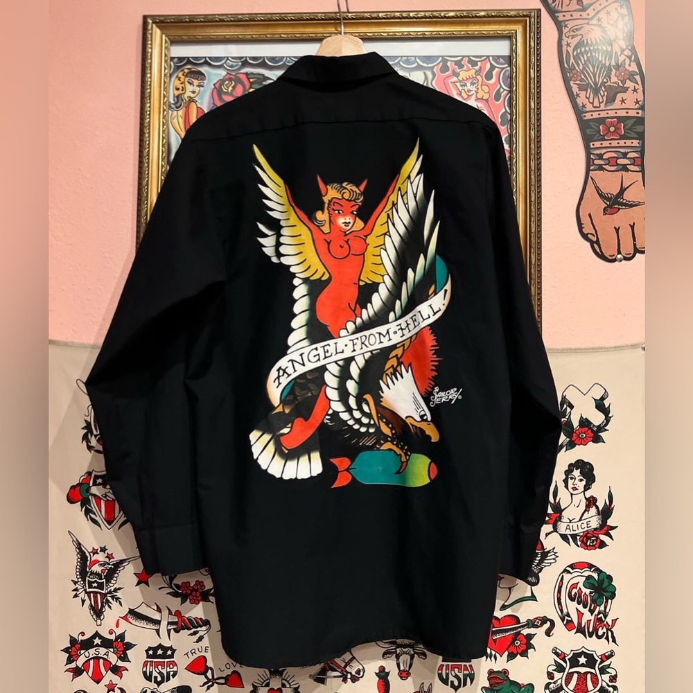 SAILOR JERRY!! Vintage classic sailor Jerry button up this thing is flawless!
